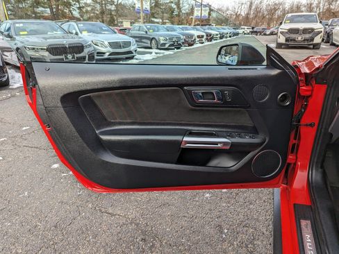 Used 2016 Ford Mustang GT Premium image 11