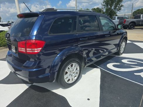 Used 2017 Dodge Journey SE FWD image 13