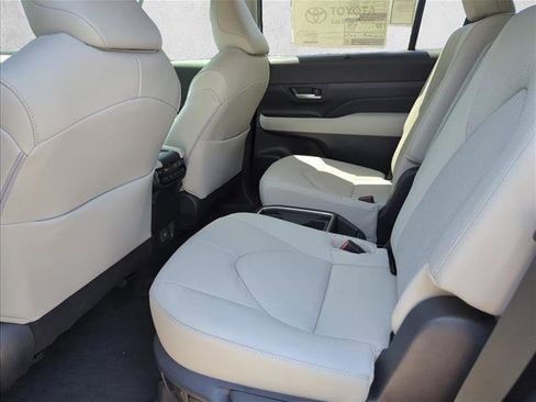 New 2026 Toyota Grand Highlander AWD image 24