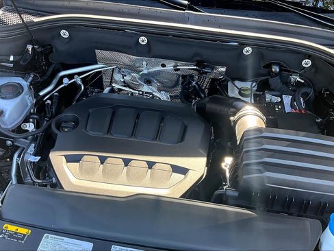 New 2026 Volkswagen Atlas SEL Premium R-Line AWD/4WD image 17