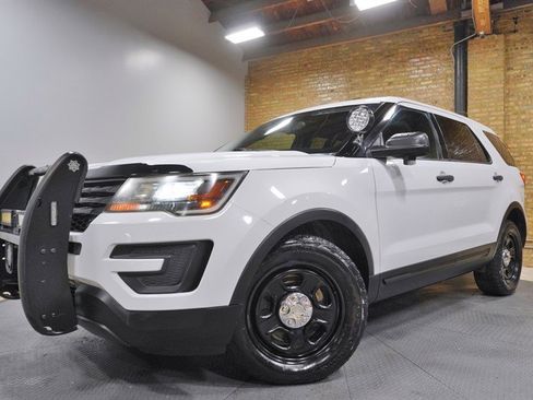 Used 2017 Ford Explorer 4WD Police Interceptor image 1