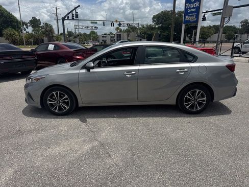 Certified 2023 Kia Forte LXS FWD image 8