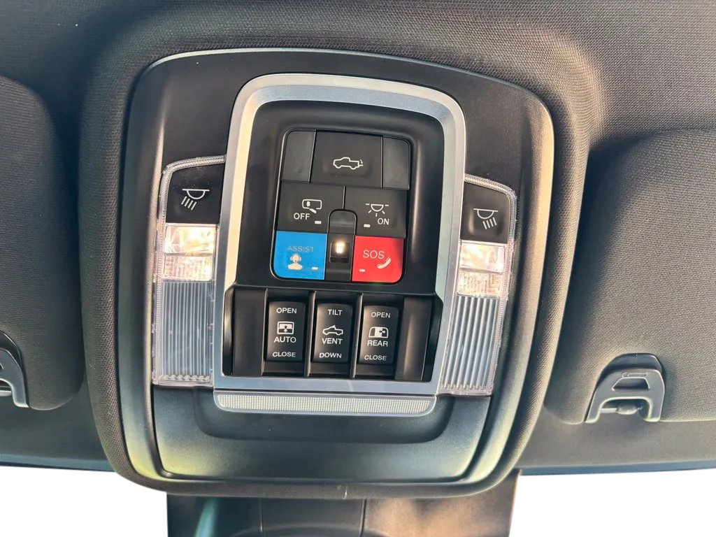 Used 2024 RAM 3500 Laramie w/ Night Edition AWD/4WD image 35