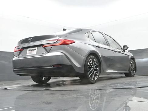Used 2026 Toyota Camry XLE w/ Premium Plus Package FWD image 25
