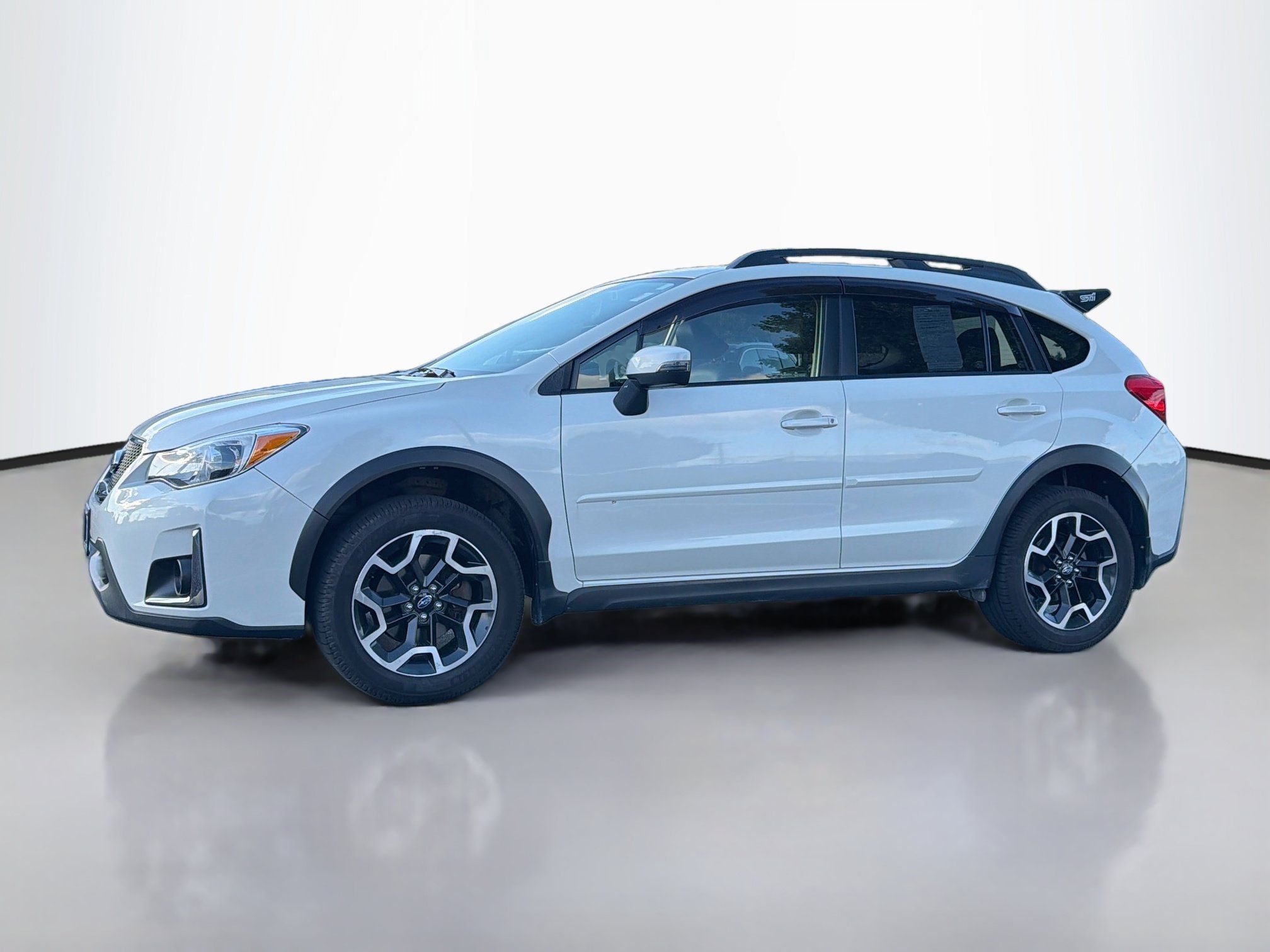 Used 2017 Subaru Crosstrek 2.0i Limited AWD/4WD image 3