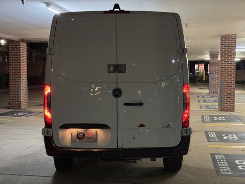 Used 2019 Mercedes-Benz Sprinter 144 Cargo image 8