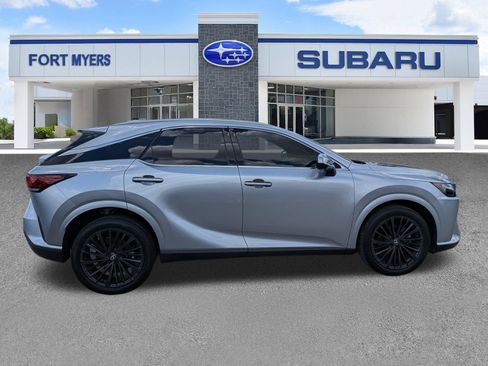 Used 2025 Lexus RX 350 Premium w/ Convenience Package FWD image 3