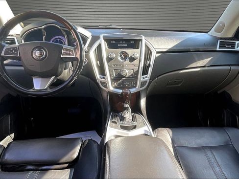 Used 2011 Cadillac SRX Luxury AWD/4WD image 7