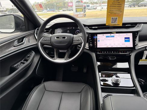 New 2026 Jeep Grand Cherokee Limited Reserve image 21