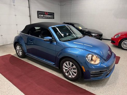 Used 2019 Volkswagen Beetle 2.0T S FWD image 58
