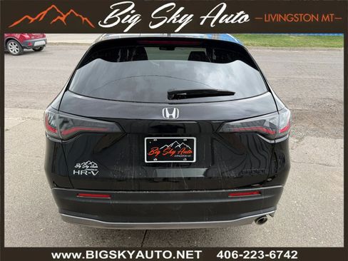 Used 2025 Honda HR-V Sport image 8