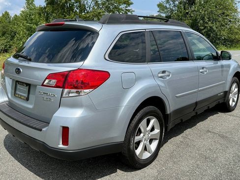 Used 2014 Subaru Outback 3.6R Limited AWD/4WD image 7