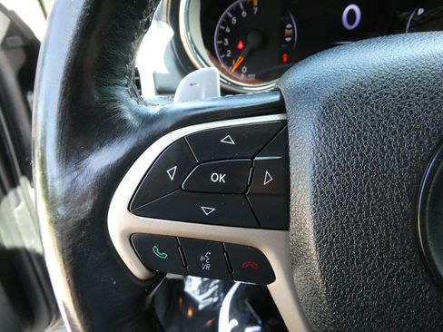 Used 2014 Jeep Grand Cherokee Overland AWD/4WD image 13