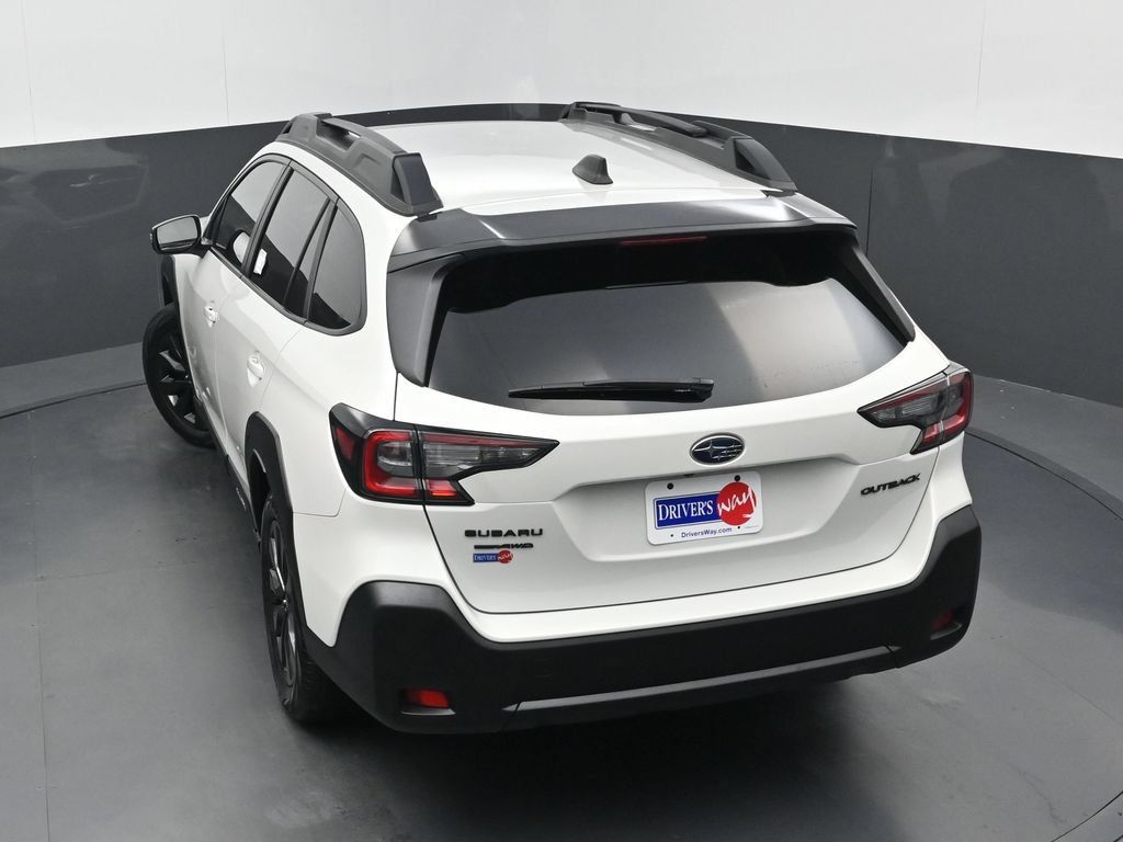 Used 2023 Subaru Outback Onyx Edition AWD/4WD image 32