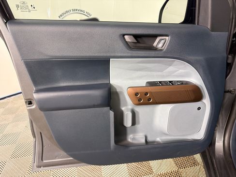 Used 2024 Ford Maverick Lariat image 11