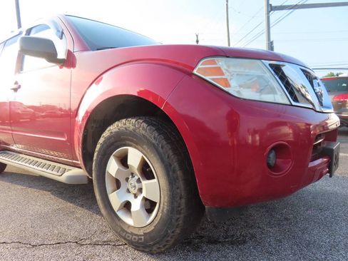 Used 2011 Nissan Pathfinder S AWD/4WD image 19