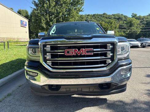 Used 2017 GMC Sierra 1500 SLT w/ SLT Premium Package AWD/4WD image 2