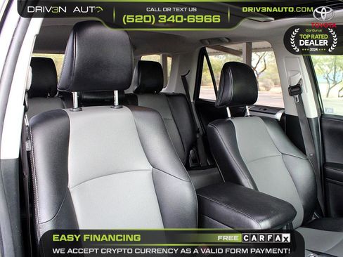 Used 2017 Toyota 4Runner SR5 Premium image 18