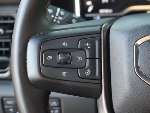 Used 2024 GMC Sierra 2500 AT4 w/ AT4 Premium Plus Package AWD/4WD image 21