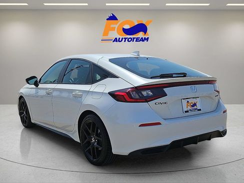 Used 2026 Honda Civic Sport image 3