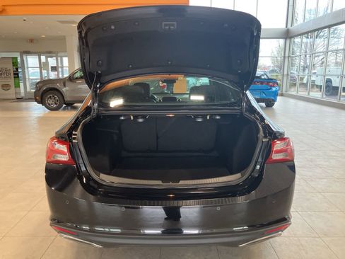 Used 2019 Chevrolet Malibu Premier image 28
