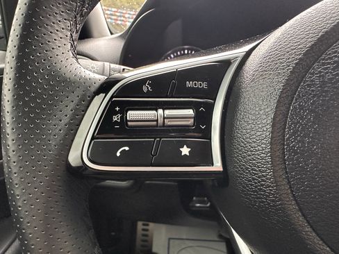 Used 2024 Kia Forte GT-Line w/ GT-Line Premium Package image 9