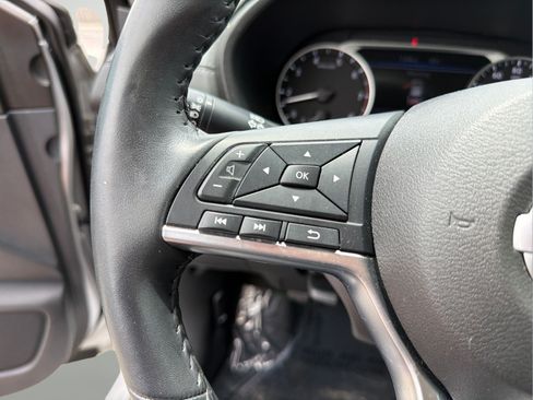 Certified 2021 Nissan Sentra SV FWD image 13