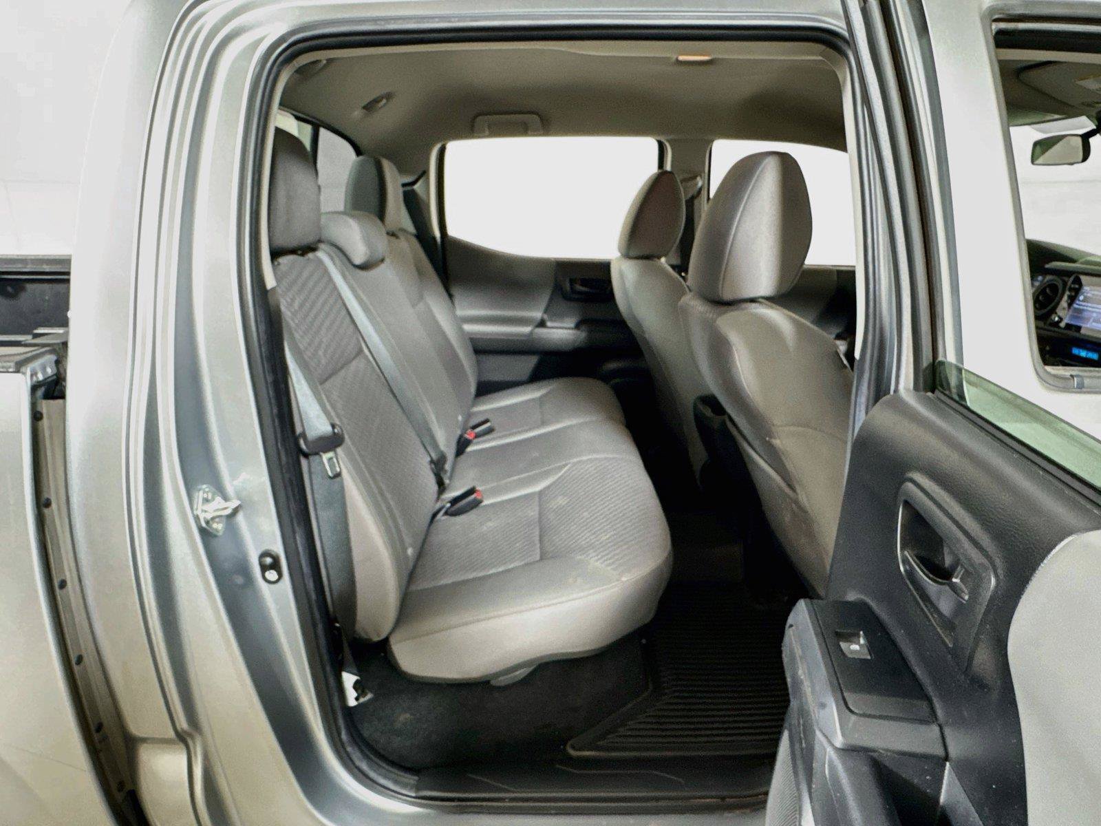Used 2022 Toyota Tacoma SR AWD/4WD image 24