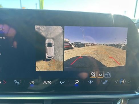 New 2026 Chevrolet Equinox EV LT image 24