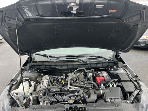 Used 2025 Nissan Altima 2.5 SV image 32