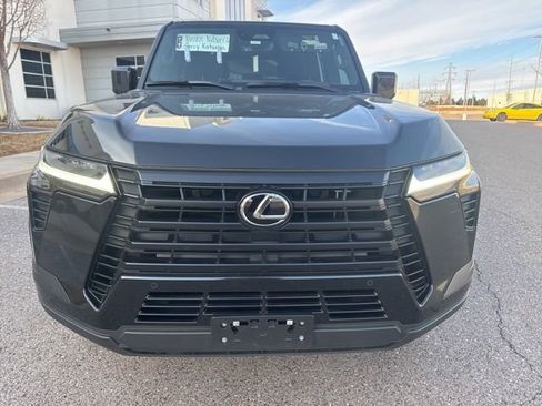 Used 2024 Lexus GX 550 550 Premium image 2