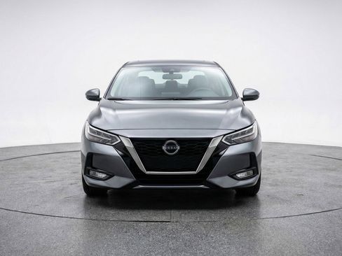 Used 2025 Nissan Sentra SV FWD image 2