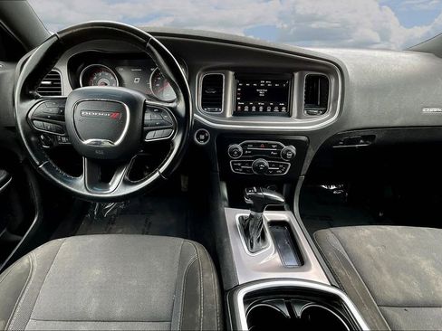 Used 2022 Dodge Charger GT RWD image 7
