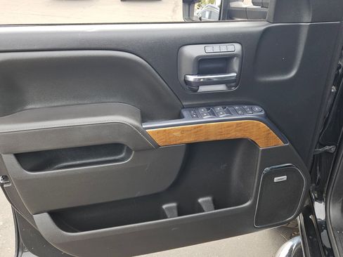 Used 2017 Chevrolet Silverado 2500 LTZ w/ Duramax Plus Package image 11