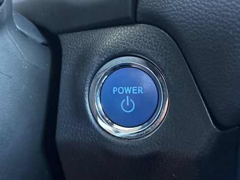 Used 2022 Toyota RAV4 XSE AWD/4WD image 33