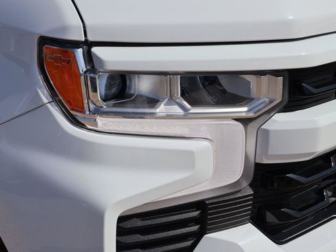 Used 2022 Chevrolet Silverado 1500 RST AWD/4WD image 10
