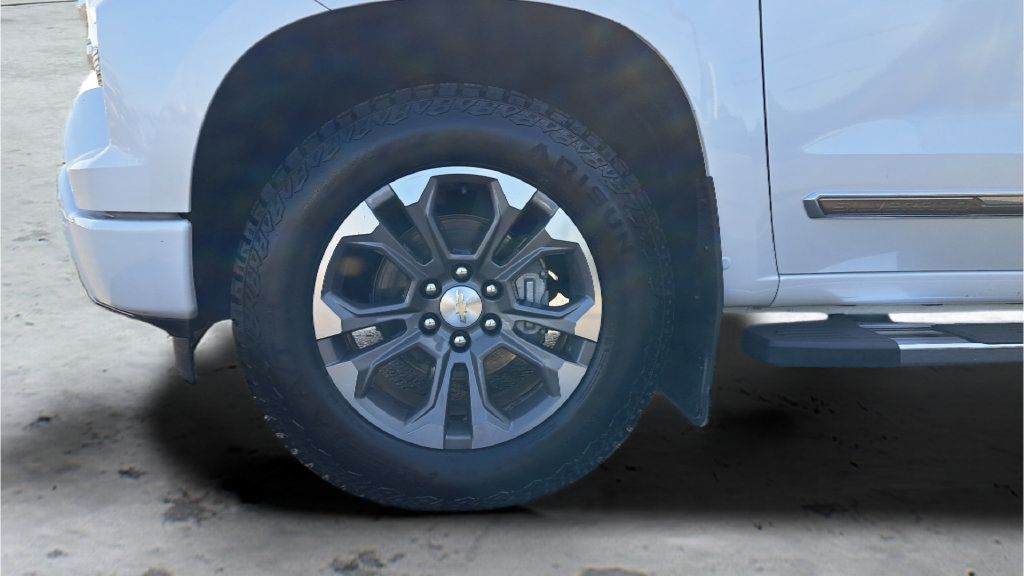Used 2022 Chevrolet Silverado 1500 High Country w/ Z71 Off-Road Package AWD/4WD image 28