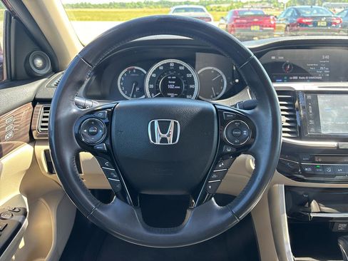 Used 2016 Honda Accord EX-L image 13