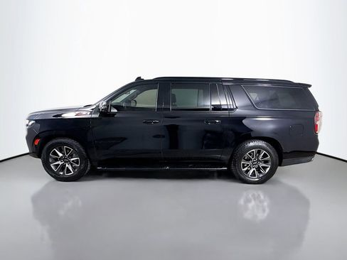 Used 2023 Chevrolet Suburban Z71 w/ Z71 Off-Road Package AWD/4WD image 4