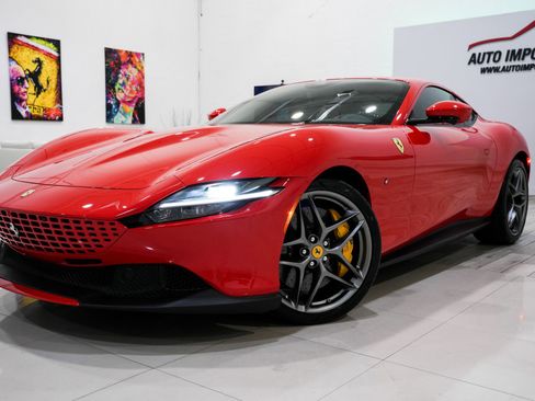 Used 2023 Ferrari Roma image 32