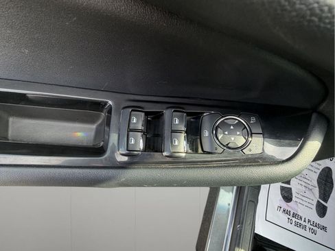 Used 2018 Ford Edge SEL w/ Equipment Group 201A AWD/4WD image 11