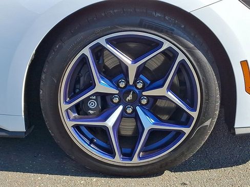 Used 2025 Ford Mustang GT Premium w/ GT Performance Package RWD image 8