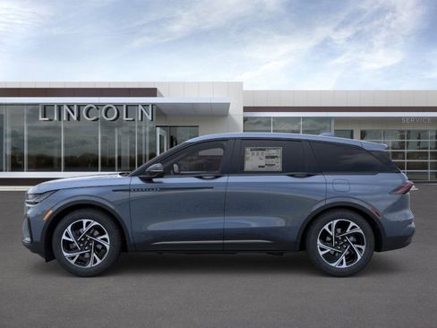 New 2026 Lincoln Nautilus Premier w/ Jet Appearance Package image 3