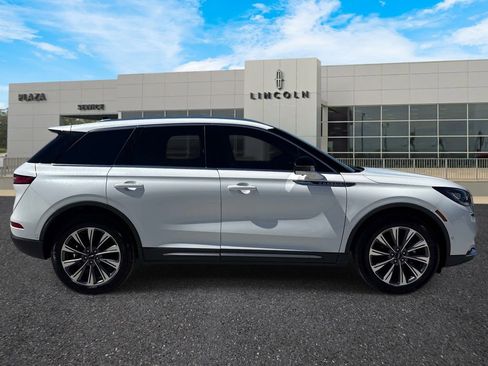Certified 2020 Lincoln Corsair Reserve w/ Equipment Group 201A FWD image 2