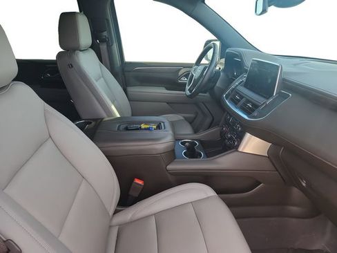 Used 2023 Chevrolet Tahoe LT w/ LT Signature Plus Package image 15