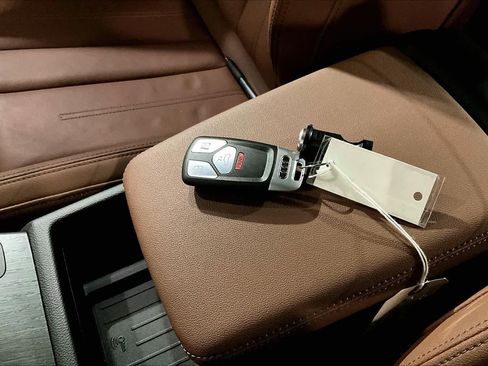 Used 2020 Audi A4 2.0T Premium Plus w/ Premium Plus Package image 15