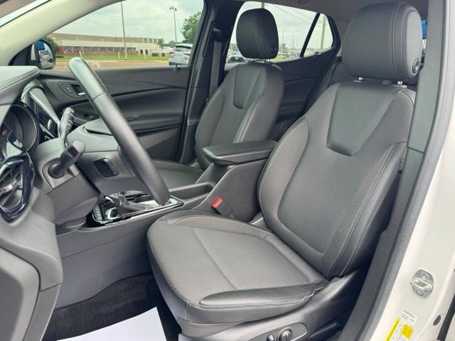 Used 2022 Buick Encore GX Select w/ Sport Touring Package AWD/4WD image 21