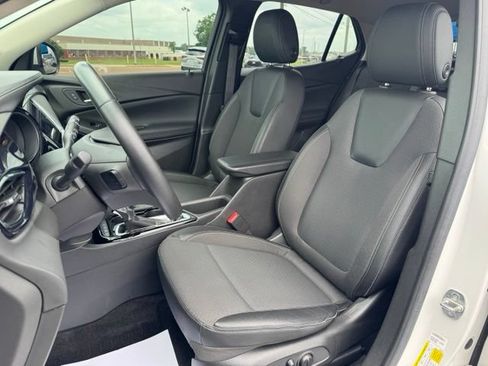 Used 2022 Buick Encore GX Select w/ Sport Touring Package AWD/4WD image 21