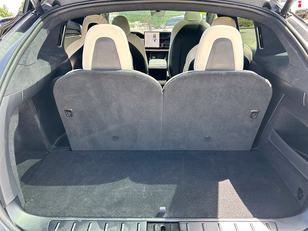 Used 2022 Tesla Model X AWD/4WD image 25