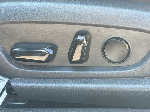 Used 2023 Lexus ES 350 F Sport w/ Accessory Package (Z2) image 25